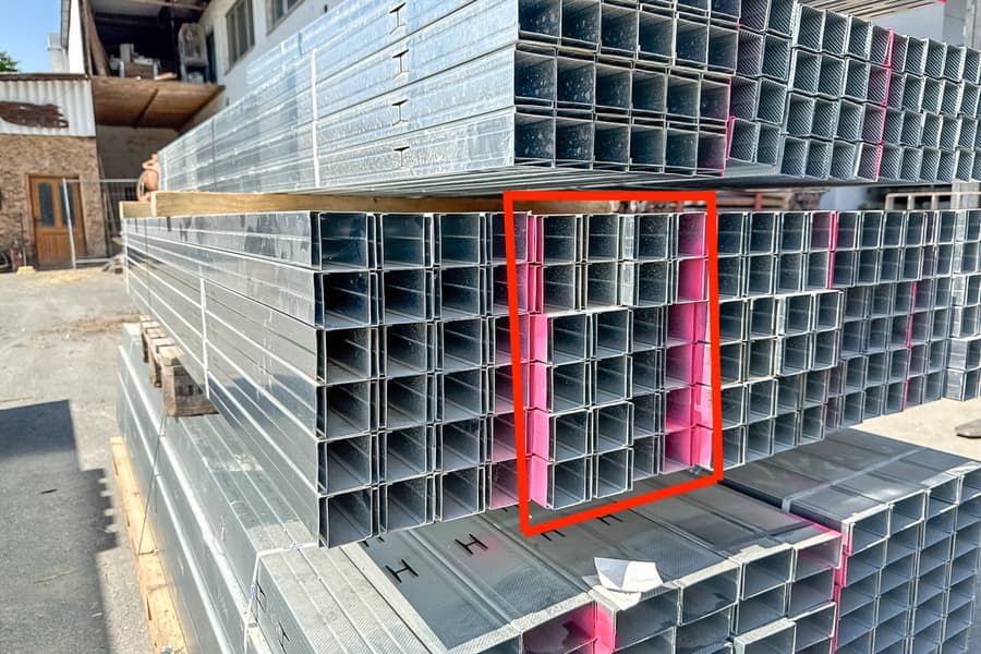 Bund mit 48 Trockenbauprofile, 132 lfm